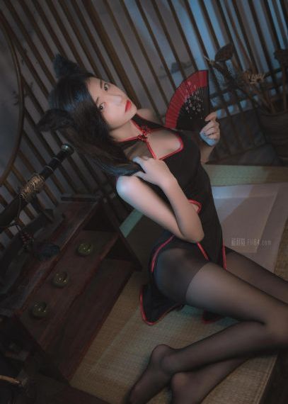 欧美亚洲日日日日_完整版在线观看
