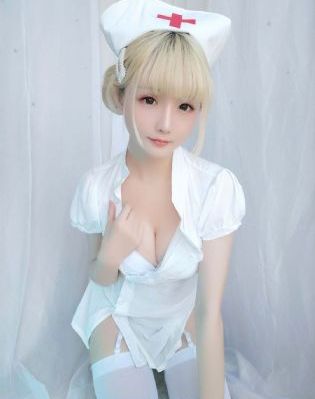 欧美日韩在线播放二区_720超清免费观看