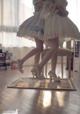 成人av动漫在线_BD英语免费观看韩国