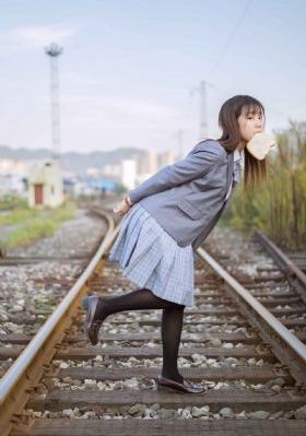 真实国产乱子伦沙发_高清无删减在线观看