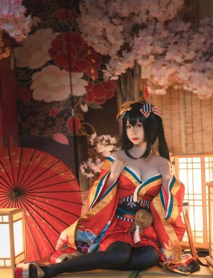国产日产欧产精品精品浪潮_4K高清电影在线