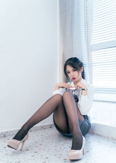 亚洲综合在线视频自拍_BD英语BD在线观看