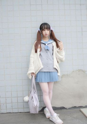 亚州精品一区二区三区黄久_720电影完整版