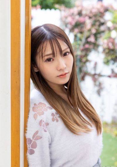 乳揉みま痴汉电车日本电影_4K全集免费播放