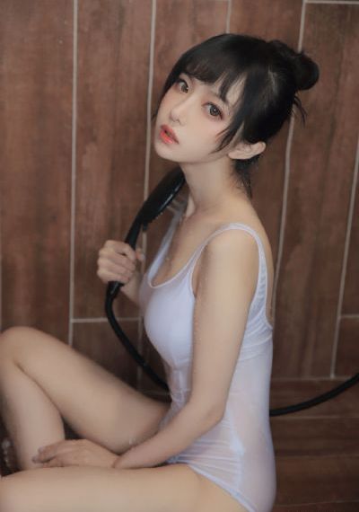 美女被视频在线看九色_高清在线观看视频