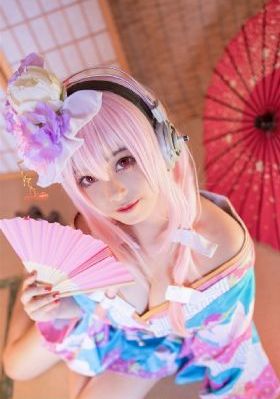 亚洲欧美精品综合久久小说_720完整视频观看